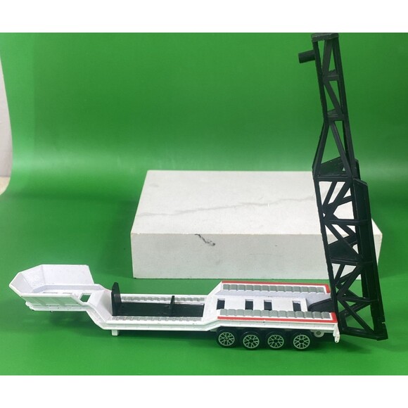 Vintage RealToy NASA Truck Trailer And Shuttle Transport - Picture 6 of 14